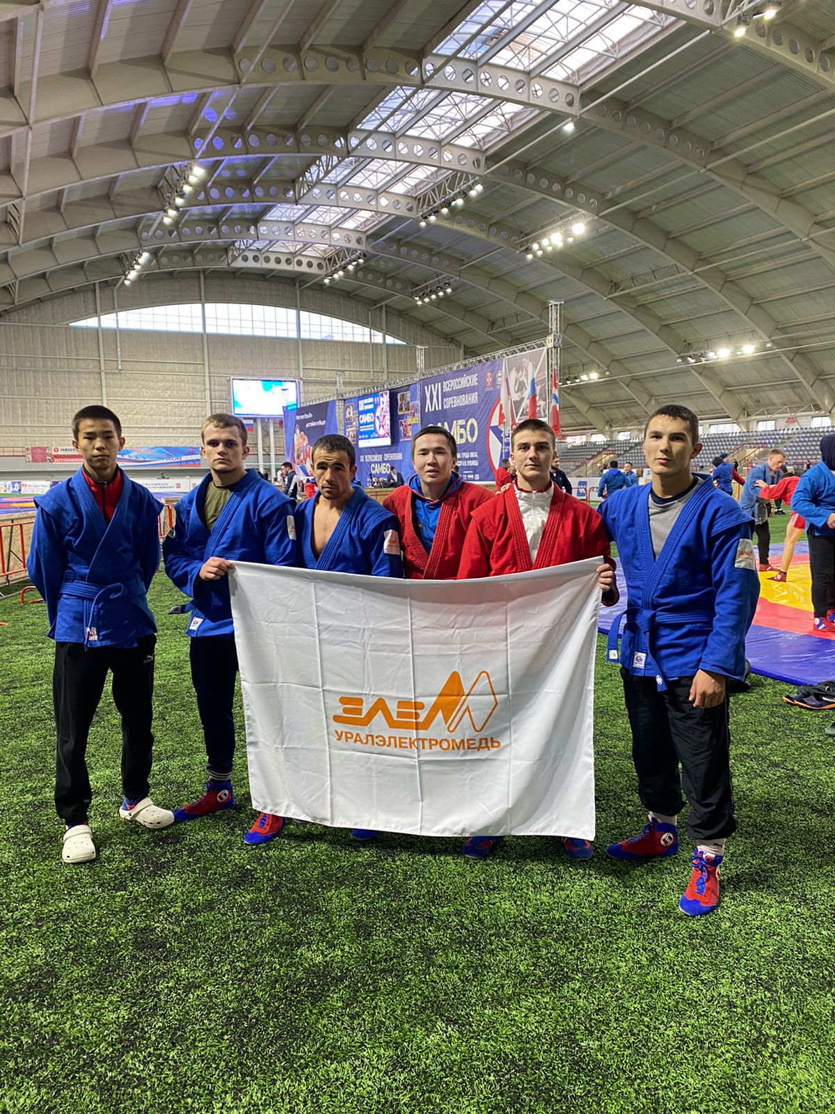 Спортсмены КС УГМК отправляются в Омск