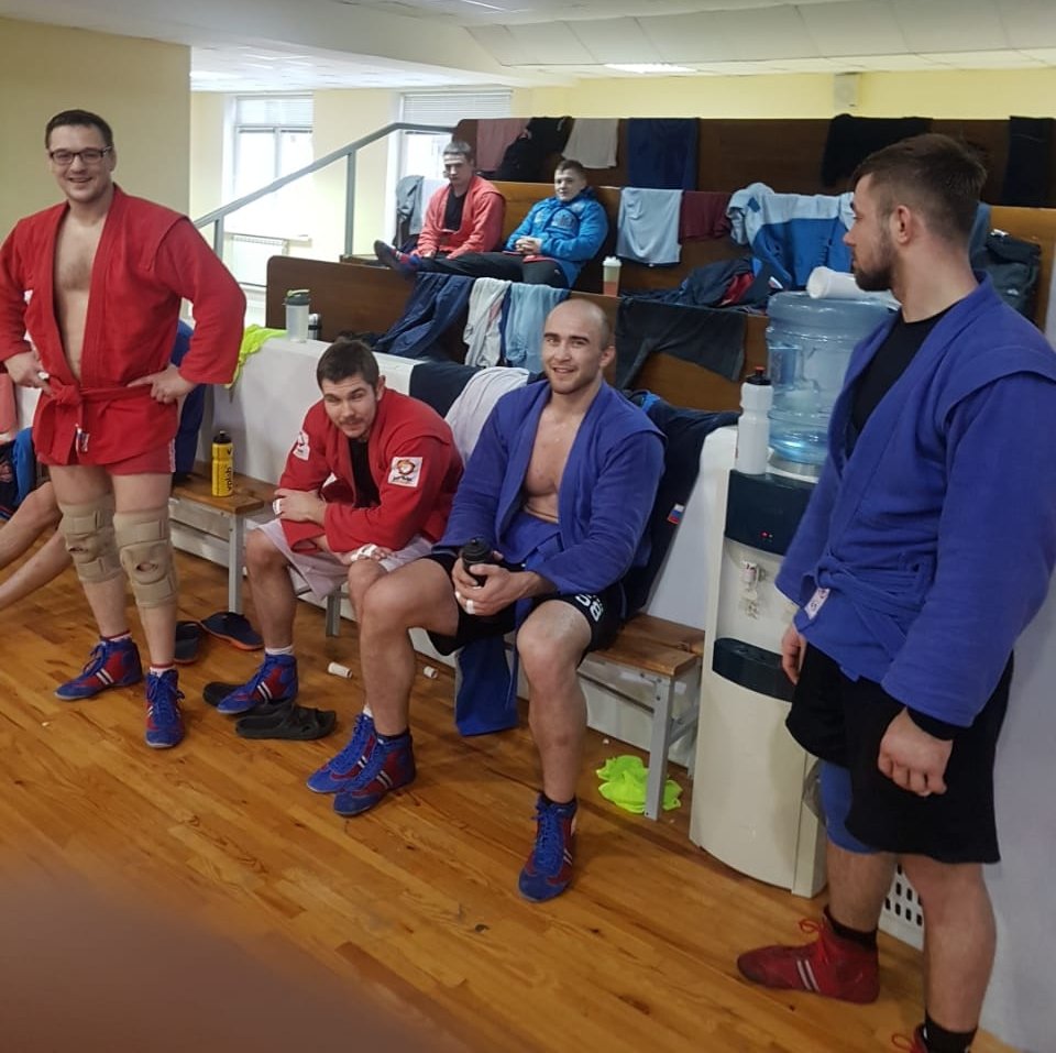 Самбисты УГМК стартуют на чемпионате России
