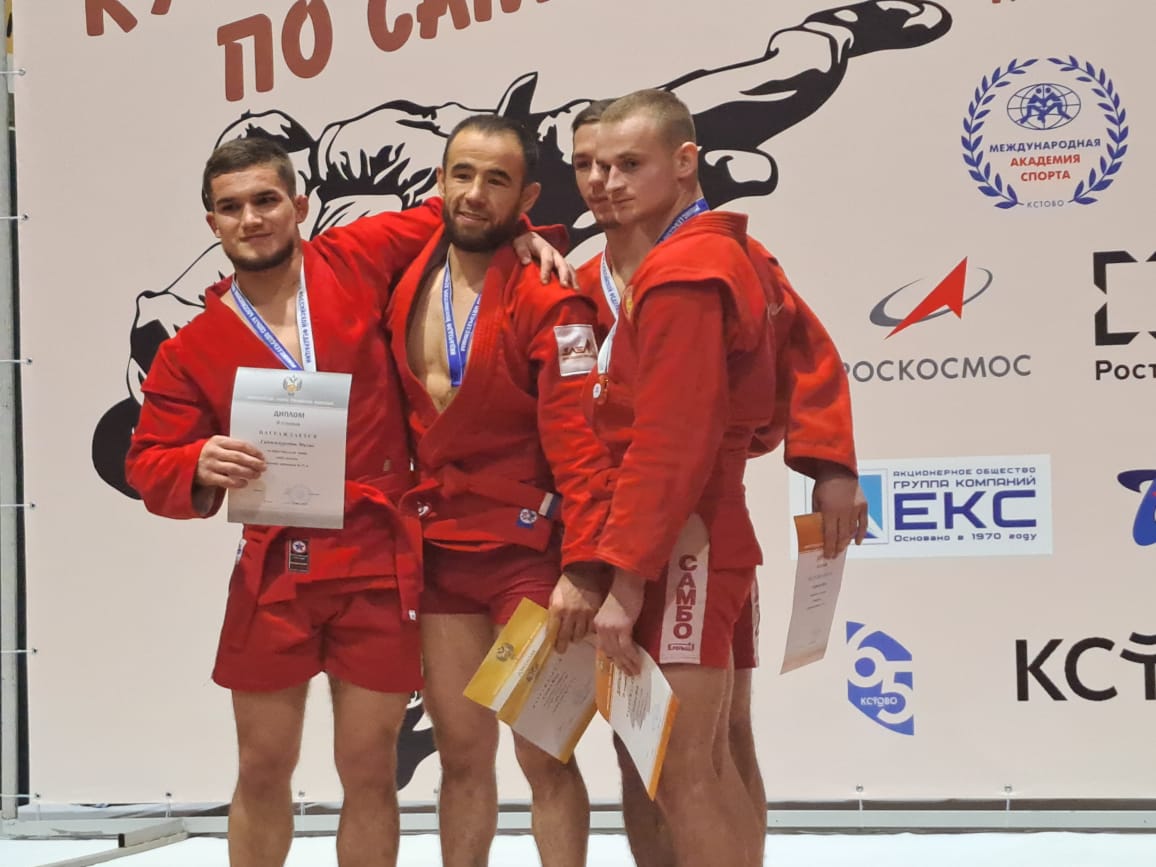 Самбисты УГМК  в составе сборной России готовятся к Кубку мира