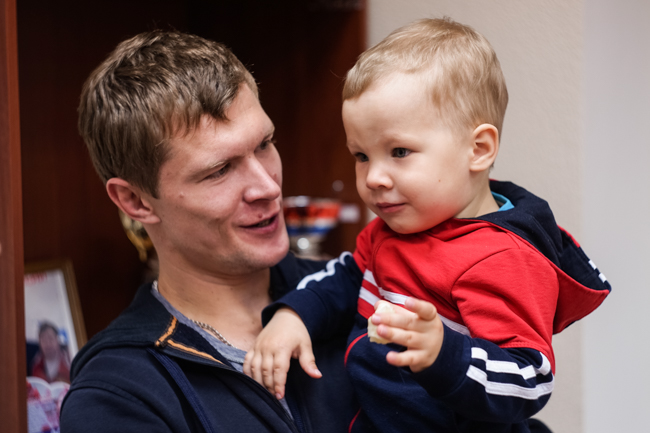 0_ilya-hlybov-s-synom-aleshey_a66296d1.jpg